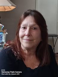 WHAT'S THE SAYING? NEVER WORK WITH CHILDREN OR ANIMALS 😂 @veryclint spent  some time this afternoon working