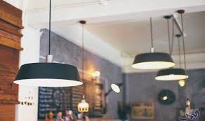 اتبعي هذه الوسائل للخروج بمنزل عصري فخم وبتصاميم رائعة Home Decor Ceiling Lights Decor