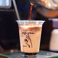 Minuman kekinian selanjutnya yang bisa anda jual adalah olahan teh dari thailand bernama thai tea. 19 Franchise Kopi Susu Kekinian Dan Minuman Hits Yang Anda Cari