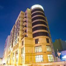 Copthorne Hotel Doha Just A 5 Minute Drive From The Corniche Promenade Copthorne Hotel Doha Features An Indoor Swim Copthorne Hotel Indoor Swimming Pools Hotel