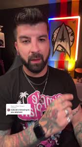 Responding to Online Criticism: A Confrontational Approach