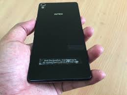Intex Aqua Ace Review: Good performance ...