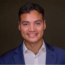 Anna Guzzetta's Instagram, Twitter & Facebook