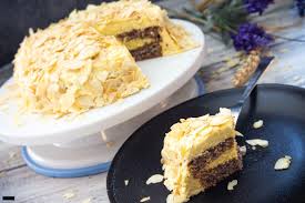 Um dieses bekannteste der ikea kuchen rezepte backen zu können, muss man vor allem das bekannte schokokonfekt daim im haus haben. Schwedische Mandeltorte Selber Backen So Geht S Tastybits De