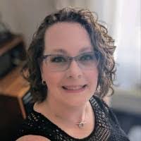 Anne Tapp's Instagram, Twitter & Facebook