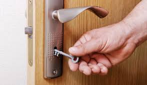 In the event you do not have the key you may have to break a window. Key Door Lock Room Switch On Arrange The Word Logic Puzzles Questions Answers Sawaal