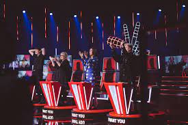 Nick jonas joins coaches kelly, john and blake for season 20. The Voice 2021 La Guerre Est Declaree Entre Les Coachs