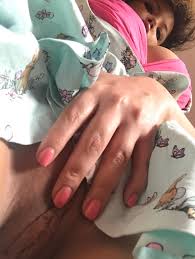 Under Skirt Porn Pic - EPORNER