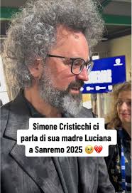 Simone Cristicchi e il legame con la madre a Sanremo 2025
