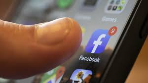 Importantly, facebook and twitter aren't necessarily meant for the same thing. Russia Threatens Facebook Twitter With 100k Fines The Moscow Times