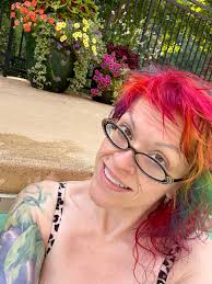 Liquor store in former Debonair building in Dallas