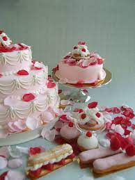 marie antoinette inspired cakes and pastries 1 4 7 cake cute desserts food