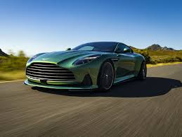 Лучшие автомобили Aston Martin по характеристикам - Суперкары Астон Мартин