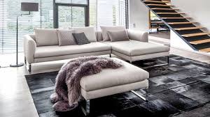 Sie sollten auf eine geringere dampfstufe stellen und nach möglichkeit nicht den kompletten bezug eindampfen. Polstermobel Couch Sofa Reinigen So Geht S Polster Fischer
