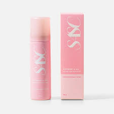 Face mist adalah produk yang sebaiknya dimiliki oleh setiap orang dengan tipe kulit kering. 10 Rekomendasi Face Mist Terbaik 2021 Wajah Segar Dan Terhidrasi