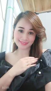 Hình ảnh trẻ trung và cuộc sống hiện tại của Lê Thị Dần sau khi giành 100  triệu đồng từ 'Thách thức danh hài'