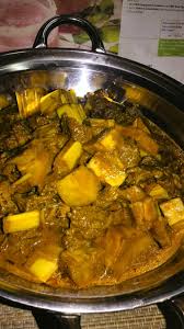 Bumbu kari bisa divariasikan dengan berbagai bahan, termasuk cumi. Resepi Kari Daging Dengan Batang Pisang Pawtaste Com