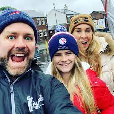 Brian confirmed his lovely news on social media, sharing a photo of himself out on a walk with his newborn in a pram. Brian Mcfadden Expecting Miracle Baby With Fiancee Danielle Parkinson After Tragic Miscarriages Aktuelle Boulevard Nachrichten Und Fotogalerien Zu Stars Sternchen
