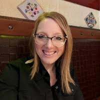 Alicia Sisk's Instagram, Twitter & Facebook