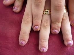 Has tomado diversas decisiones que te han dado los resultados correctos, por lo que te sientes bien contigo mismo y con el resto de las personas. Los 20 Nail Arts Mas Feos De La Historia Nailistas Esmaltes Permanentes Y Productos De Unas Nailistas Esmaltes Permanentes Y Productos De Unas Tienda Online De Esmaltes