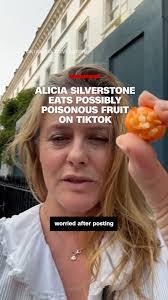 Mechelle Allen's Instagram, Twitter & Facebook