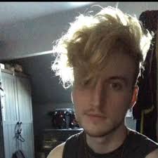 Quint Says Things (@QuintSays)