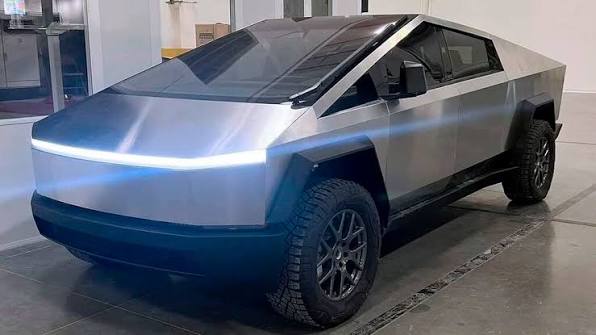 tesla cybertruck