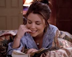 Val never wrote in her diary, she should've NEVER read Kelly's, friends or  not : r/BeverlyHills90210