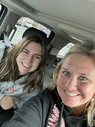 Nicole Holt (@1kolbykid) • Instagram photos and videos