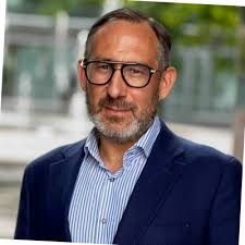 Time to say goodbye !! After exactly 13 amazing years, it's time to close  this chapter. I'm wrapping up my journey with Colliers