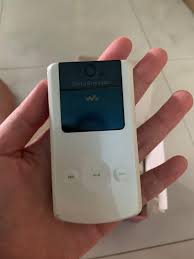 Sony Ericsson w508 white (spoilt ...