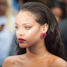 Do not sell my personal information © 2019 billboard media, llc. Snapchat Lost 800 Million After Rihanna Criticized Its Offensive Ad Vanity Fair