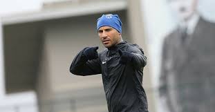 Neck to hem 77 cm. Kasimpasa Fark Yerken Quaresma Avm De Goruntulendi Fotomac