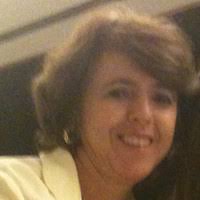 100+ perfis com “Nelia De”