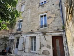 Immeuble de cinq appartements répartis sur trois étages situé dans la rue piètonne et commerçante du coeur historique de bordeaux. 163 Annonces De Vente D Immeubles A Bordeaux 33 Seloger Com