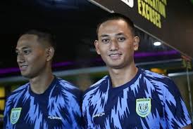 The official persela lamongan twitter account. Persela Rekrut Diego Banowo Dan Ady Setiawan Republika Online
