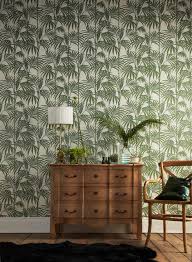 Don't miss these brilliant ways to make a statement with wallpaper designs in your bedroom. 11 Ways With Tropical Wallpaper