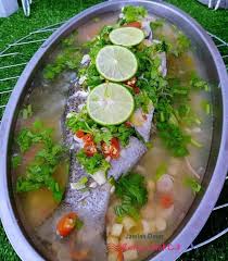 Kali ni saya masak ikan kukus dengan asam boi dan saya guna ikan ebek/putih/jemuduk. Resepi Ikan Siakap Stim Limau Ala Thai Seekor Ikan Resepi Makcik
