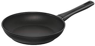 Amazon Com Zwilling Ja Henckels 66299 246 Madura Aluminum Fry Pan 9 5 Black Kitchen Dining Frying Pan Zwilling J A Henckels Pan