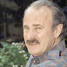 Dabney Coleman, actor who specialized in curmudgeons, dies at 92