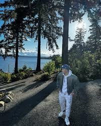 Dean Lan (@deanlan13) • Instagram photos and videos