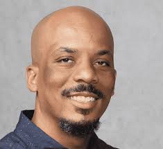 Episode 075: What a 1:500 Staff-Kid Ratio Looks Like With Andrae Jones