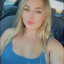 Congratulations to Officer Maegan Hall who was sworn in this afternoon by  Chief Davis.