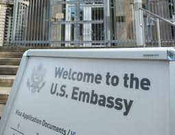 Embassy of the united states of america bucuresti, romania 30 martie, 2015 in atentia celor interesati 'am plicerea si mentionez faptul cd, prin efortul domnului director gabriel stan, ambasada s.u.a. Ambasada Sua La Bucuresti Mai Multi Romani Nu Mai Au Voie Sa Si Ia Viza Dupa Ce Au Fost Condamnati Pentru Coruptie Stirileprotv Ro