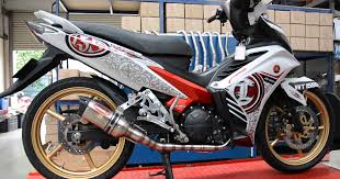 Oleh karena itu, oli perlu diganti secara rutin untuk menjaga kualitas dan memperpanjang umur mesin motor.namun. Ketahui Hak Anda Servis Percuma Selepas Pembelian Motor Baru