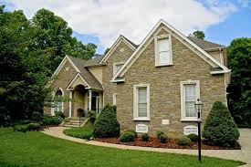 Stone masonry build an enduring and endearing home of stone. 40 Houses With Stone Exterior Photos Home Stratosphere