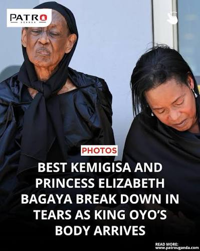 Queen Mother Best Kemigisa and Princess Elizabeth Christobel Edith Bagaya  of Tooro as the body of King Oyo arrives in Uganda. 💔