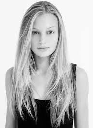 Photo of fashion model Esther Cronin