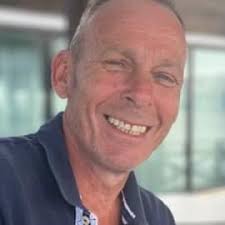 My old mate Gary Sparkes was laid to rest yesterday surrounded by his  family and friends. A reminder to all those ex Marshalls Park attending, we  are “Raising a Glass to Gary”