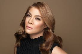 Miriela Lopez's Instagram, Twitter & Facebook